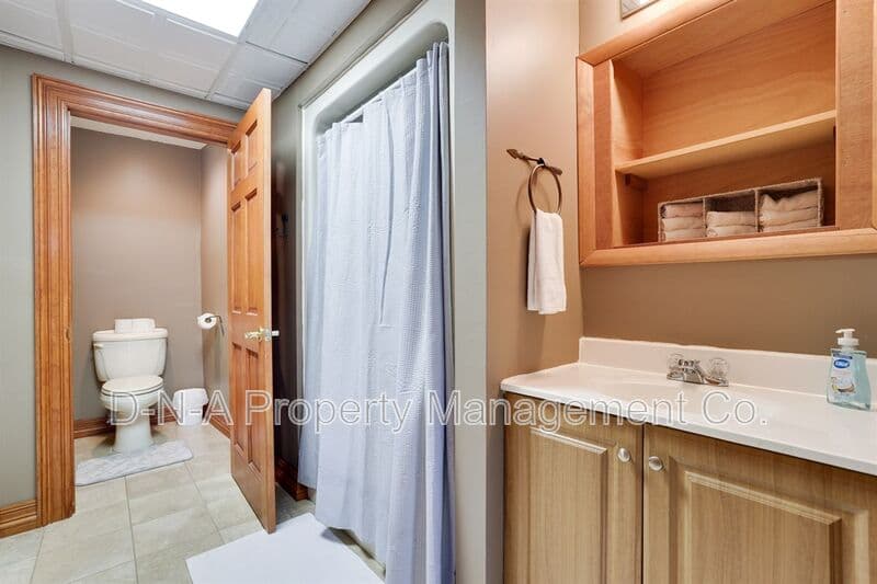 Mount Pocono House: 133 Montanesca Road