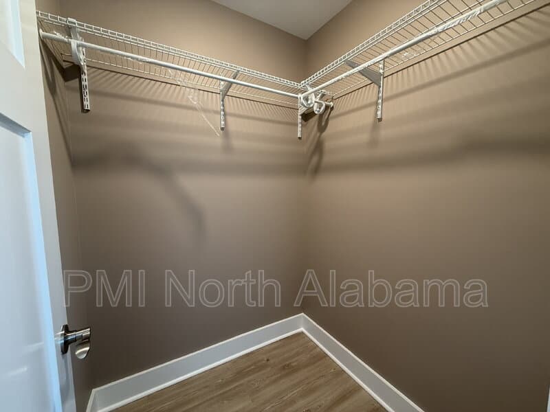 Brownsboro Condo: 401 Morring Rd