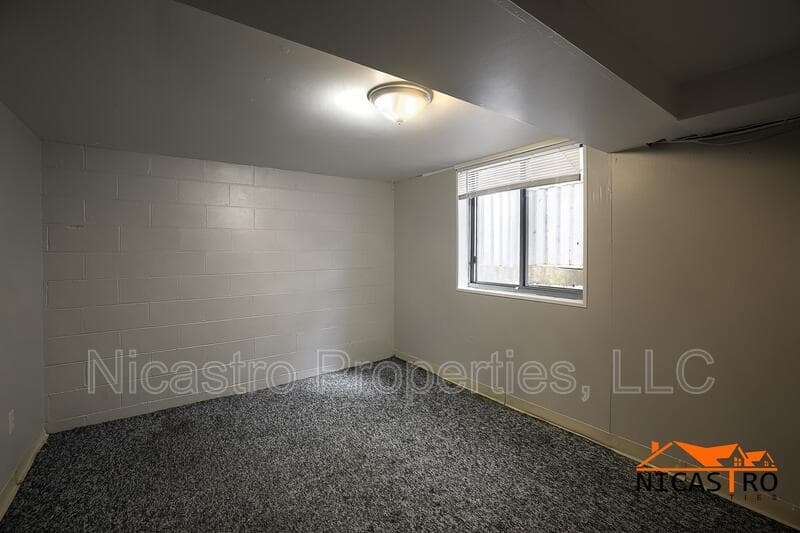Columbus Condo: 215 East Lane Avenue - A