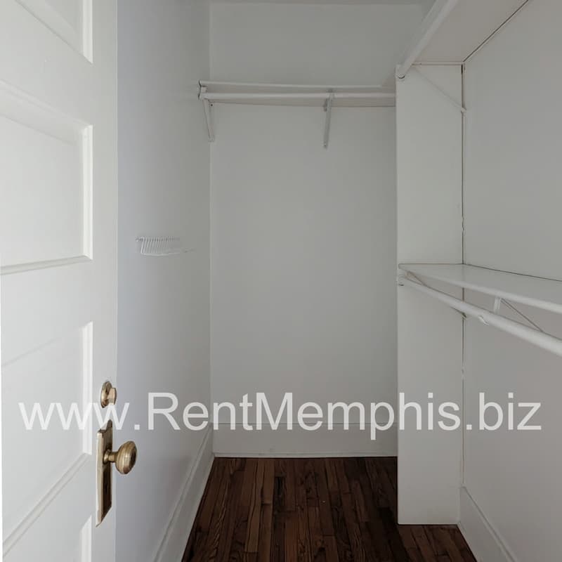 Memphis House: 215 Lemaster Street