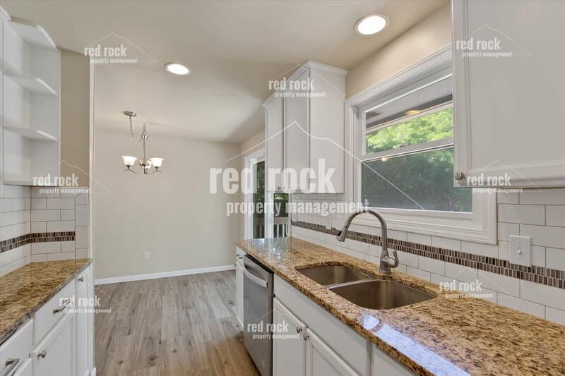 Spokane House: 2211 East 49th Avenue
