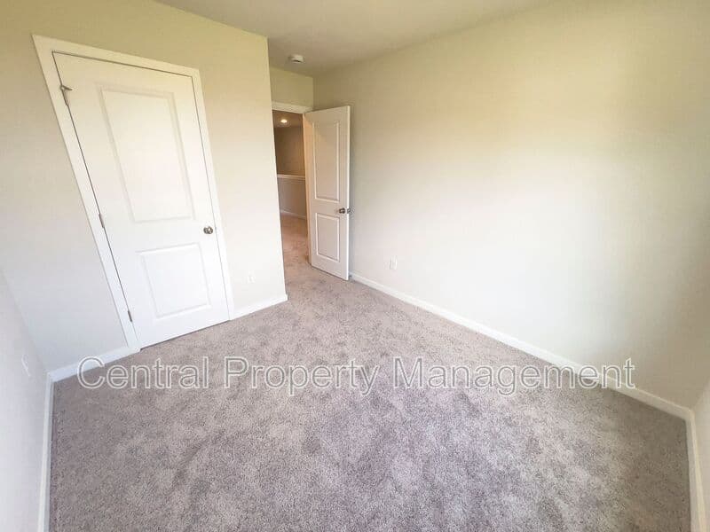 Spartanburg House: 6014 Tavener Drive