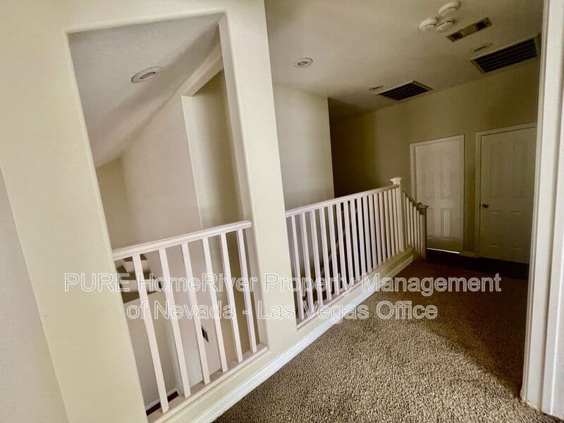 Las Vegas House: 4748 Hamburg St.