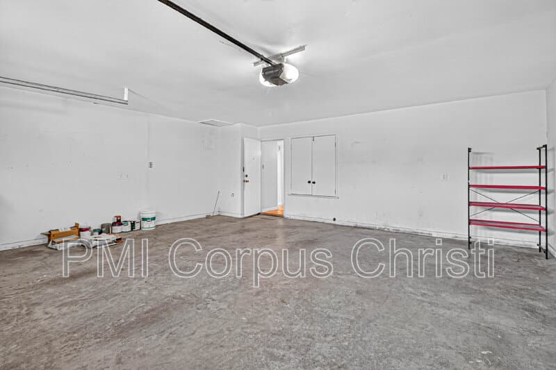 Corpus Christi House: 5030 Merganser Drive