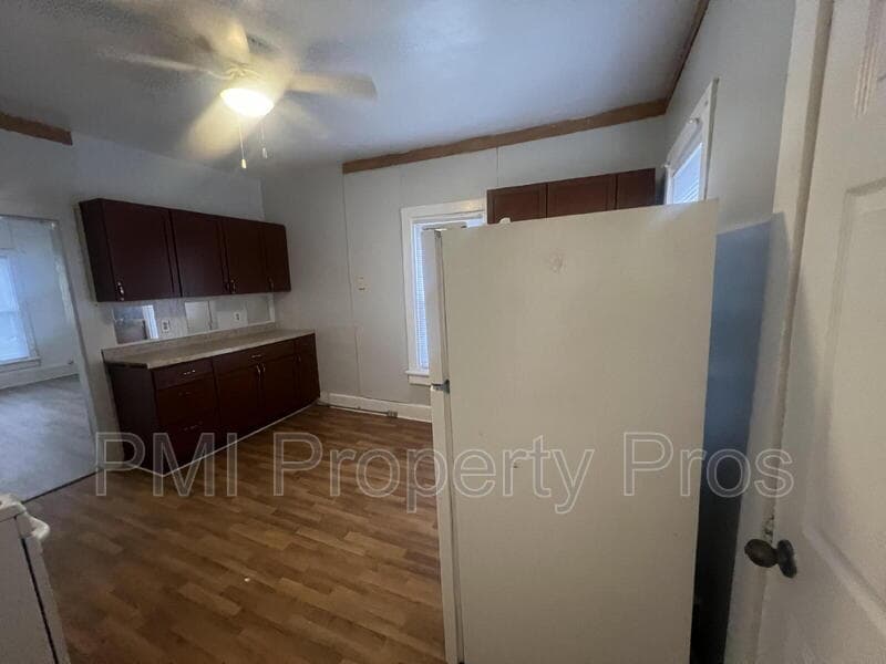 Milwaukee Condo: 2439A N Dr William Finlayson