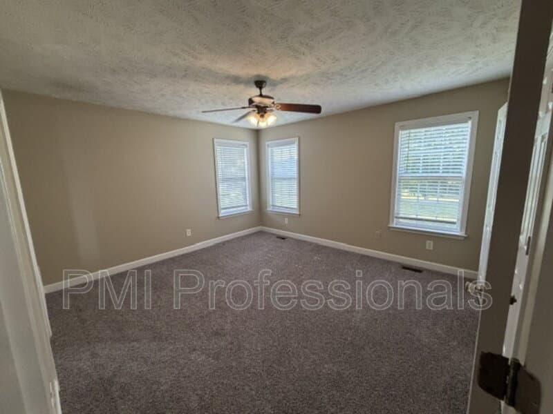 Murfreesboro House: 548 Faxon Ct