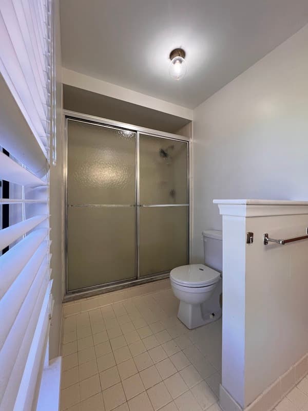 Southfield House: 26716 Summerdale - 1