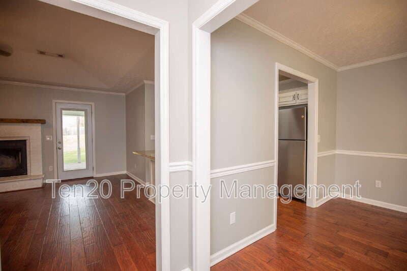 Smiths Station House: 776 Lee Rd 222
