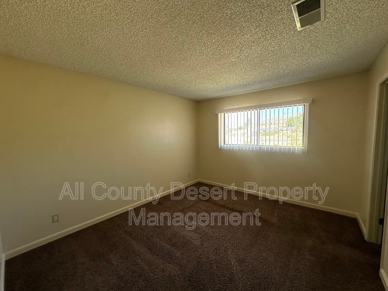 Desert Hot Springs Condo: 13079 Eliseo Rd