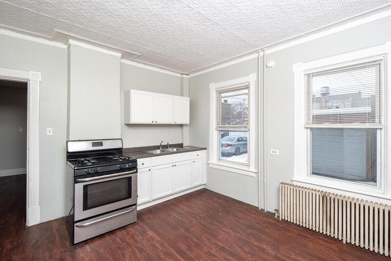 Troy Condo: 13 112th Street - Unit 1