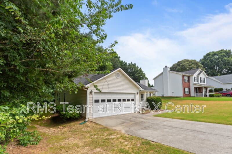 Dacula House: 2510 Fort Daniels Dr