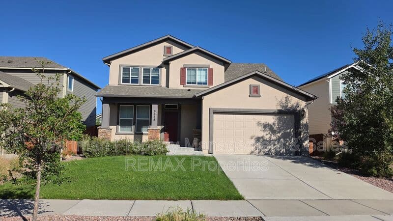 Peyton House: 9638 Vistas Park