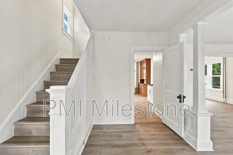Hagerstown House: 423 E Washington St
