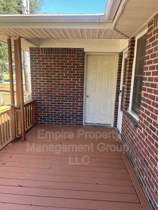 Columbia House: 59 Guernsey Drive