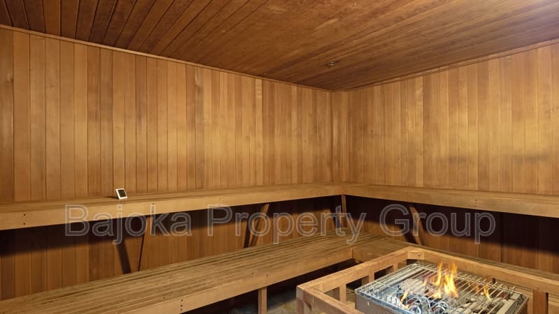 Detroit Condo: 6533 East Jefferson Avenue - 224