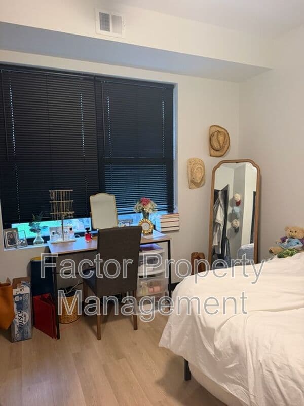 Mankato Condo: 1300 Warren Street