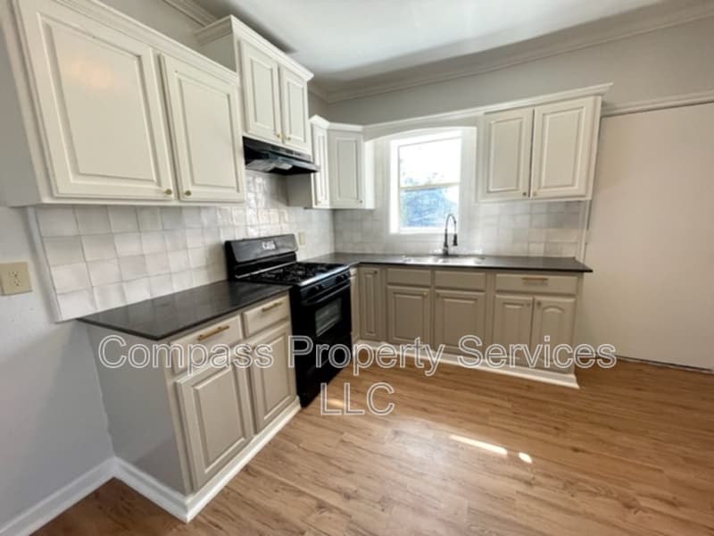 Waco House: 2608 Bosque Blvd
