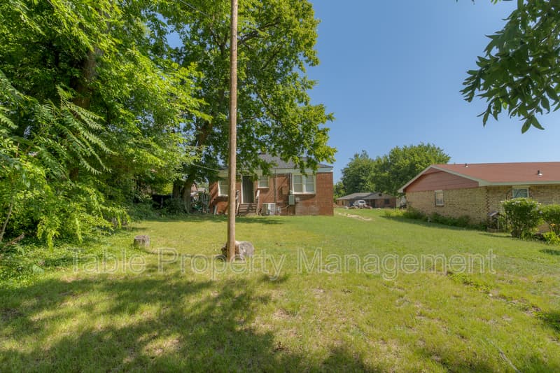 Oklahoma City House: 1618 Northeast 11th St