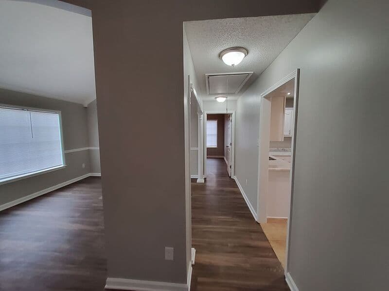 Cordova House: 647 S Sanga Rd