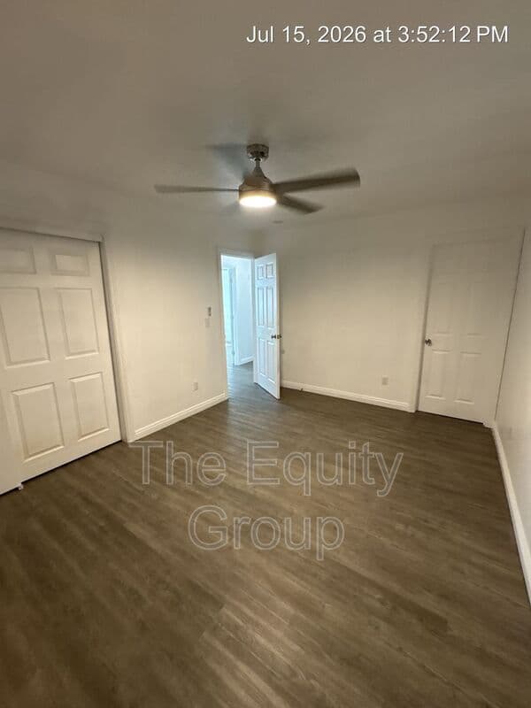 Woodlake Condo: 388 Crestwood
