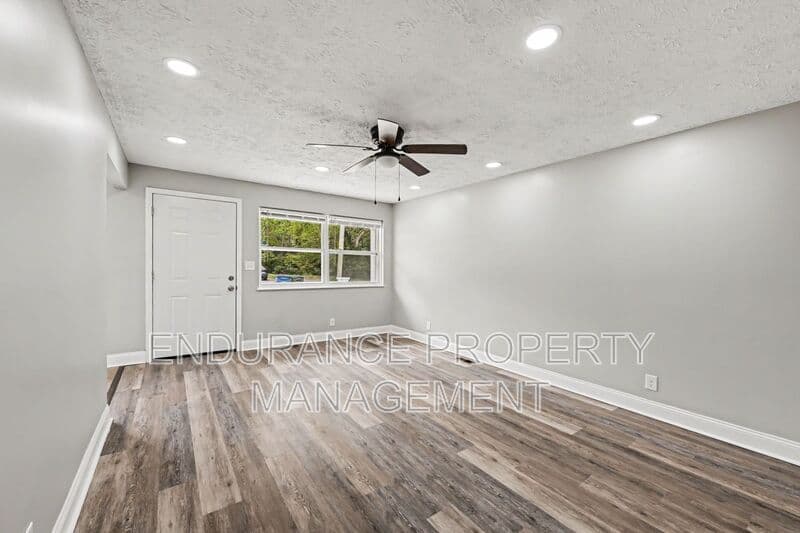 Dayton House: 1625 Linnbrook Dr