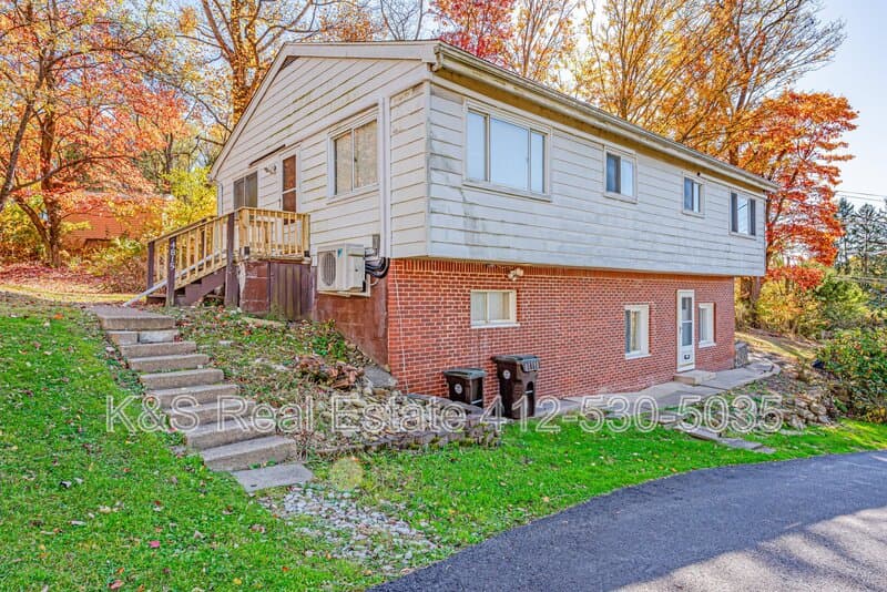 Murrysville House: 4815 Christy Road