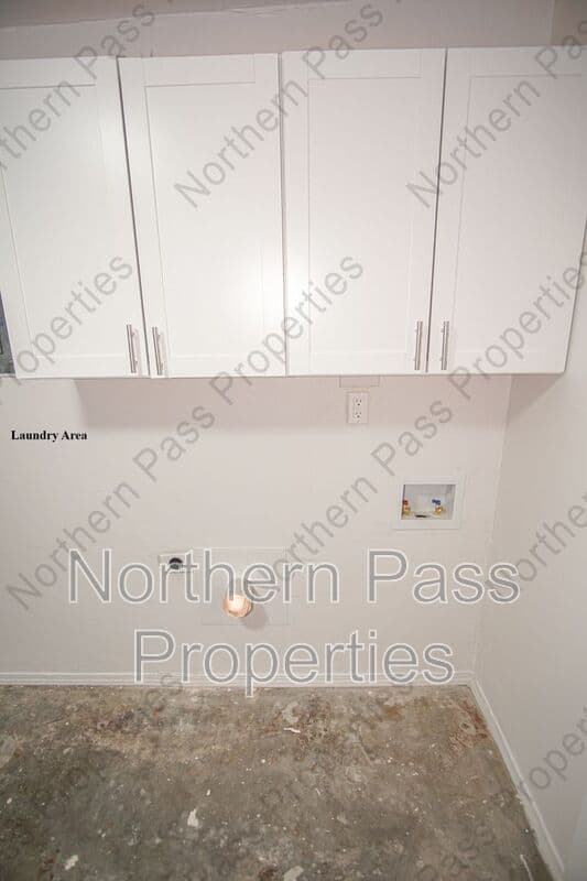 El Paso House: 4920 Alps