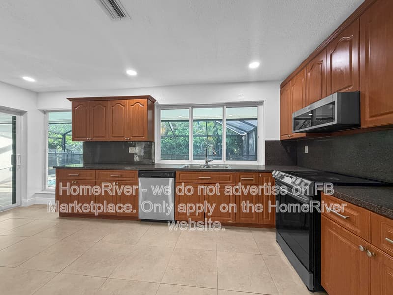 Sunrise House: 8210 NW 20th Ct
