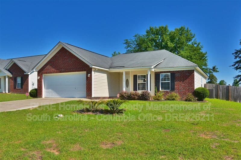 Hopkins House: 129 Alexander Pointe Dr