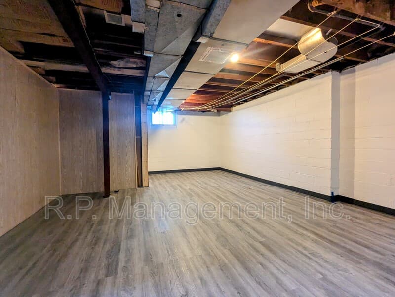 Maplewood House: 2303 Atlantic St