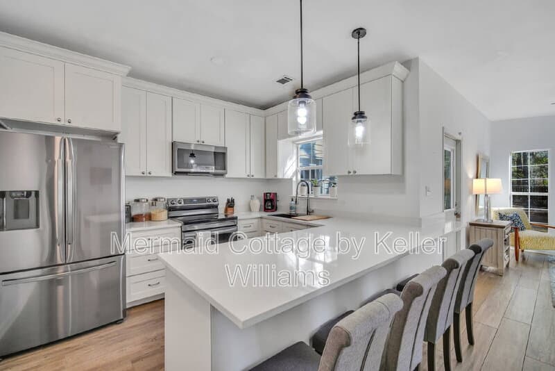 Ladys Island House: 19 LeMoyne Drive