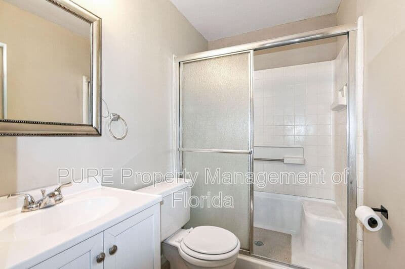 Summerfield House: 13606 SE 48th Court