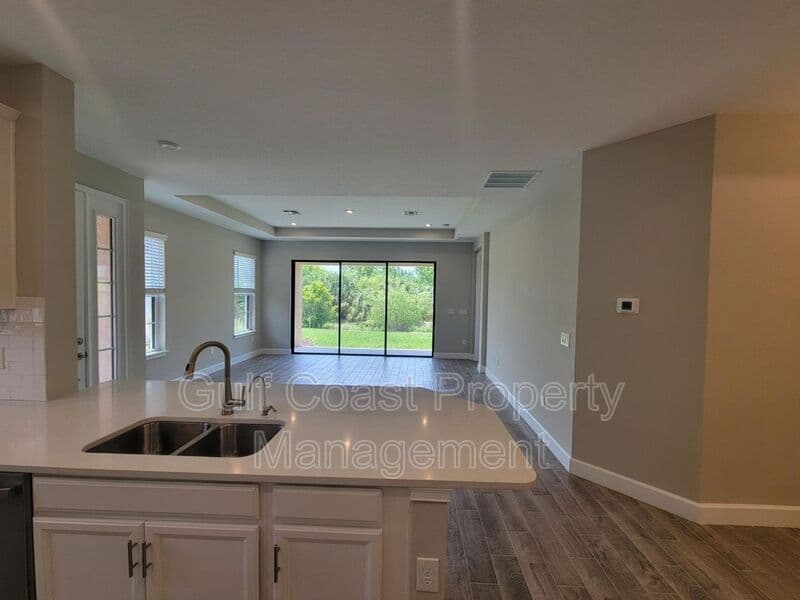 Palmetto Condo: 5331 Rushmere Court
