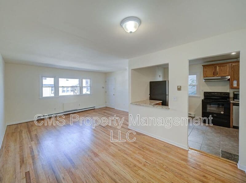 Vauxhall Condo: 287 Montclair Avenue