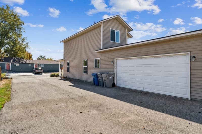 Boise Townhome: 7904 West Colehaven Court