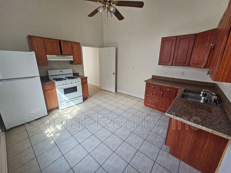 New Orleans Condo: 3305 Palmyra Street