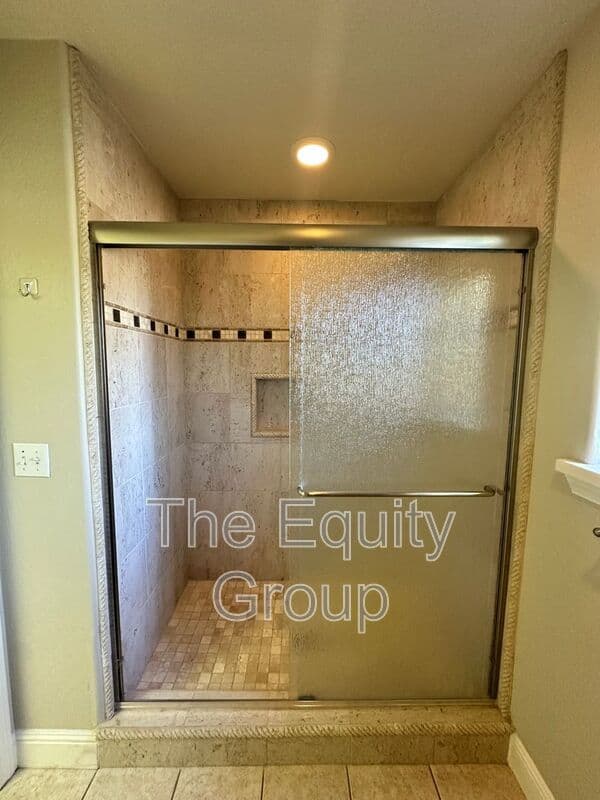 Visalia House: 5319 W. Harold Ave