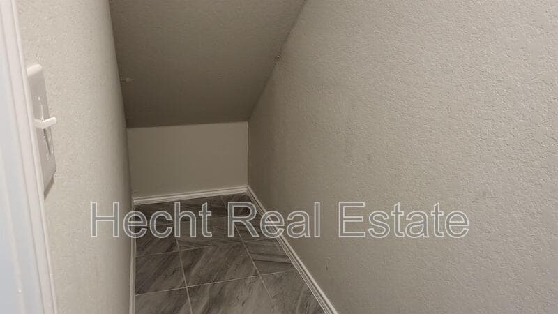 Seguin House: 2440 Ayers Drive