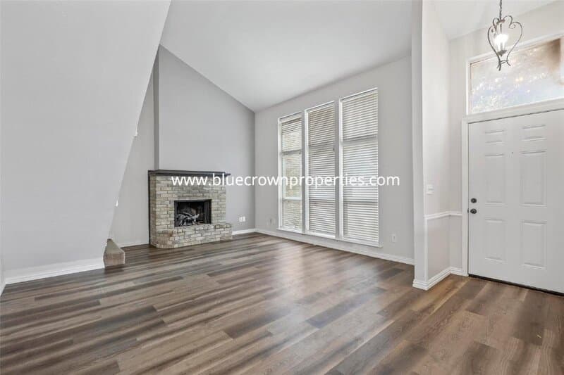 Plano Condo: 1806 Bristol Cv