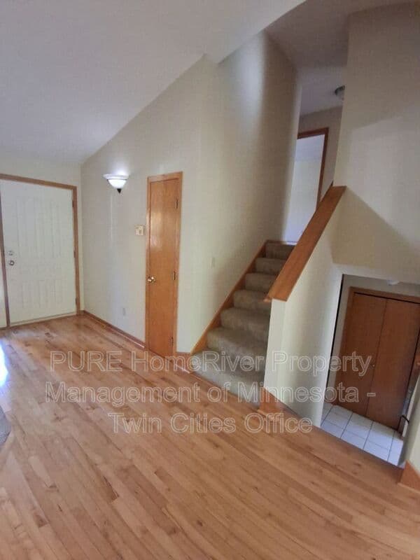 Rochester House: 2008 Hill Pl SW