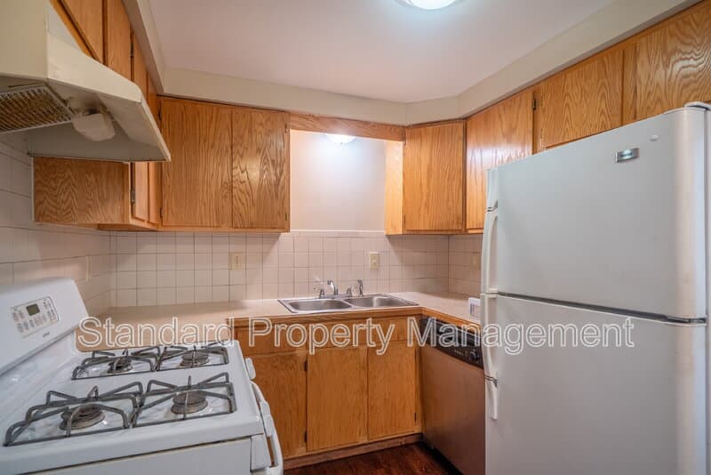 Buffalo Condo: 576 Taunton Place