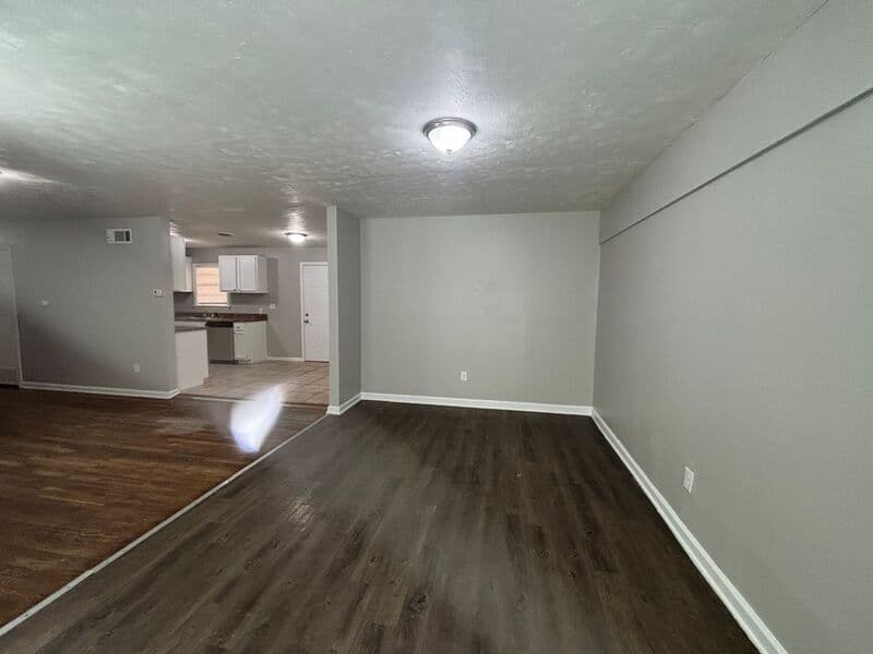 Memphis House: 5380 Blackwell Rd