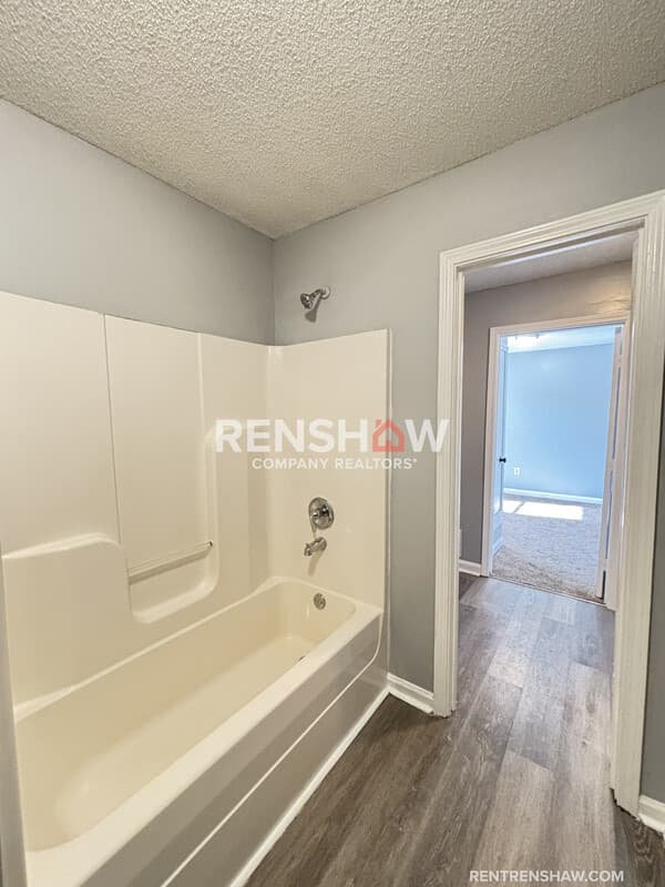 Memphis Condo: 2525 Rozelle St