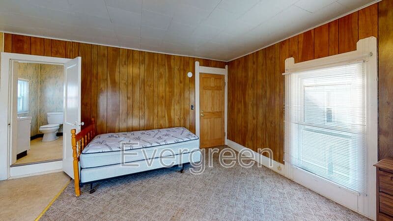 Mercer Condo: 433 Greenville Ave