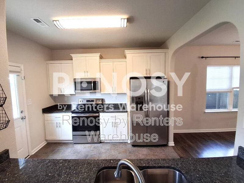 Chesapeake House: 1809 Speedy Avenue