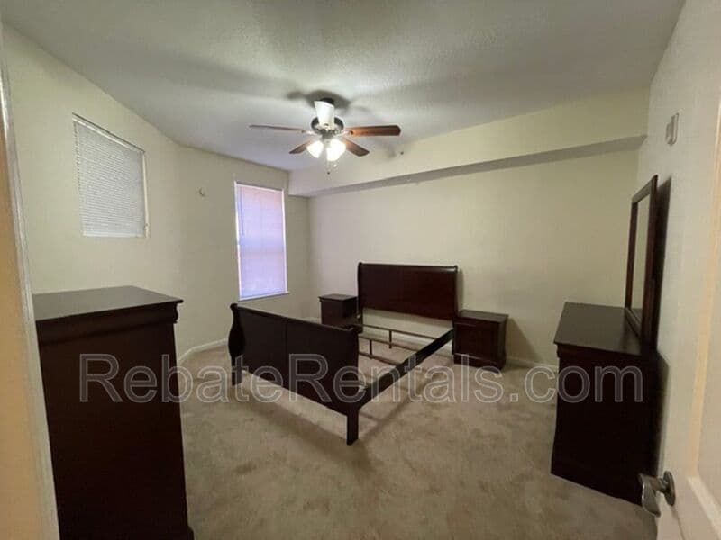 Jacksonville Condo: 10435 Midtown Parkway