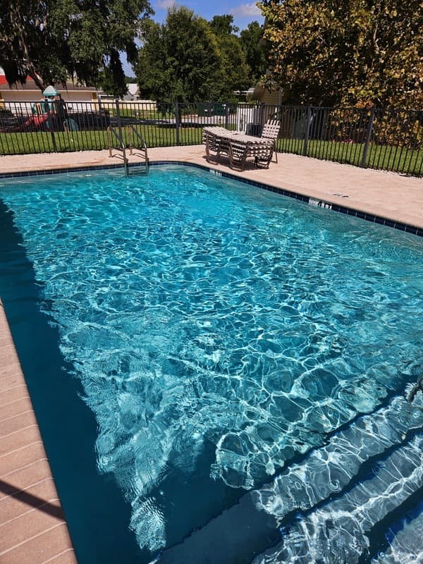 Winter Haven Townhome: 1125 Evergreen Court