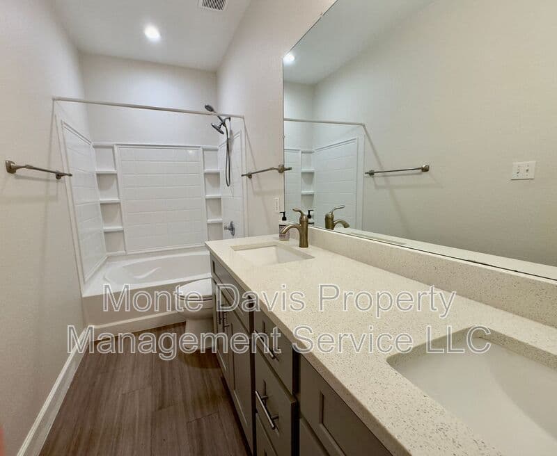 Cedar Park House: 2105 Sage Canyon Drive