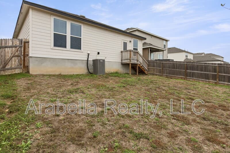 New Braunfels House: 440 Lynwood Gold