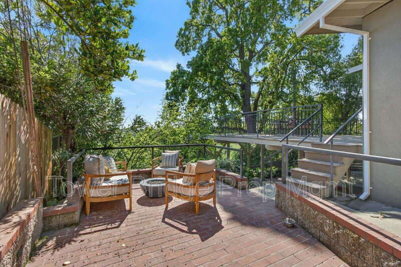 Fair Oaks House: 3937 Orangewood Dr